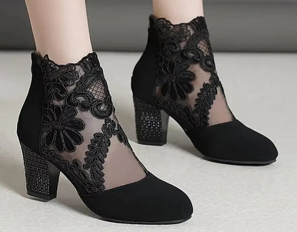 Roxx | Elegant enkelhoog damesschoentje