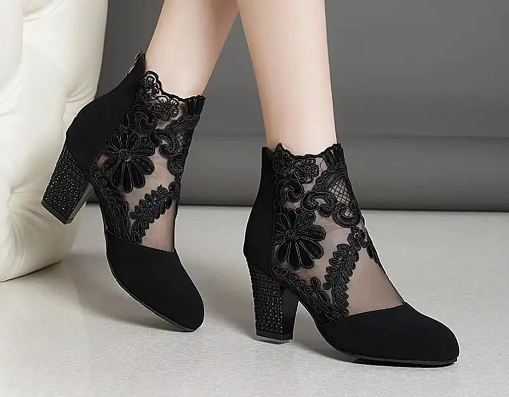 Roxx | Elegant enkelhoog damesschoentje